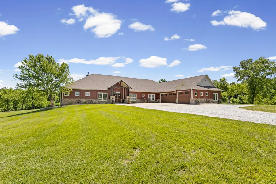 8500 W Graham Rd, Rocheport, MO 65279 - #2