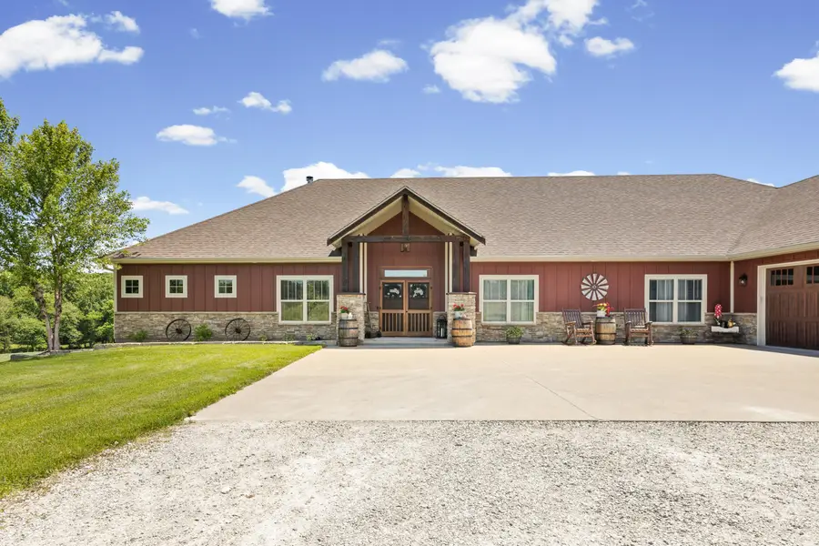 8500 W Graham Rd, Rocheport, MO 65279 - #3