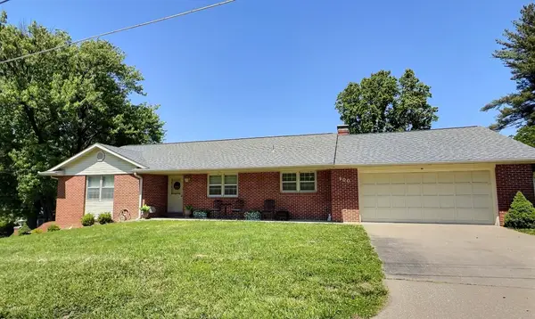 900 Smith St, BOONVILLE, MO 65233