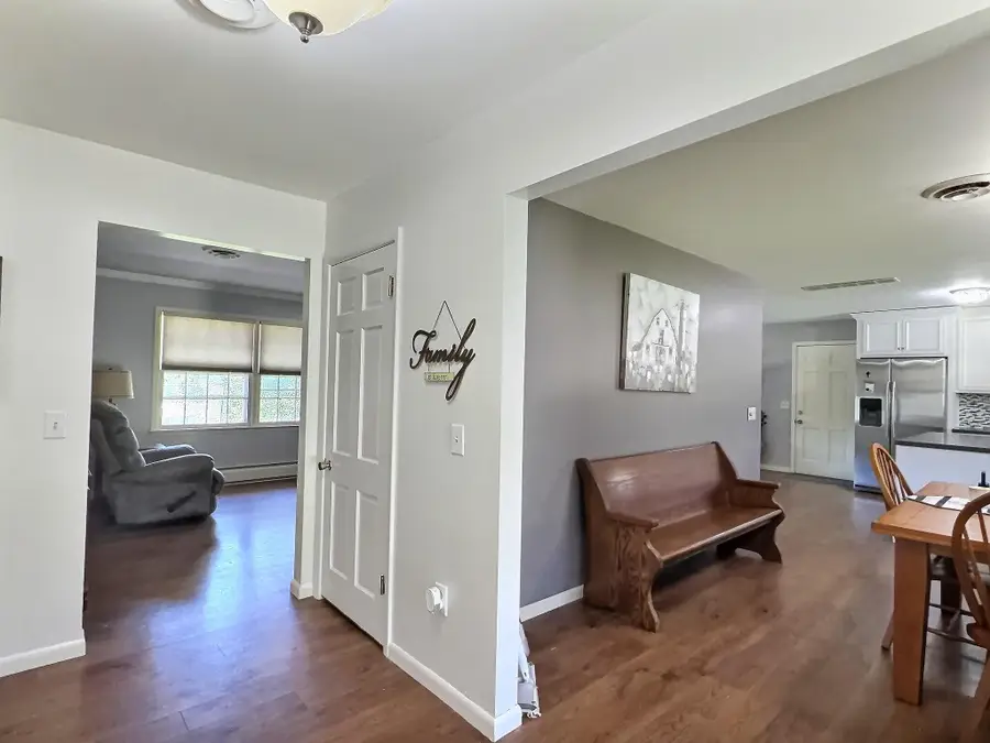 900 Smith St, Boonville, MO 65233 - #3