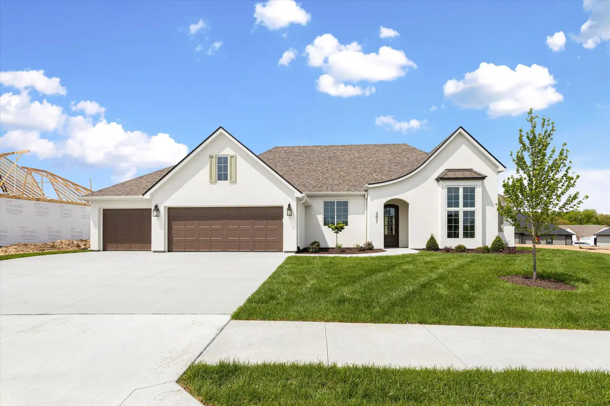 301 Ash Down Dr, Columbia, MO 65201 - #1