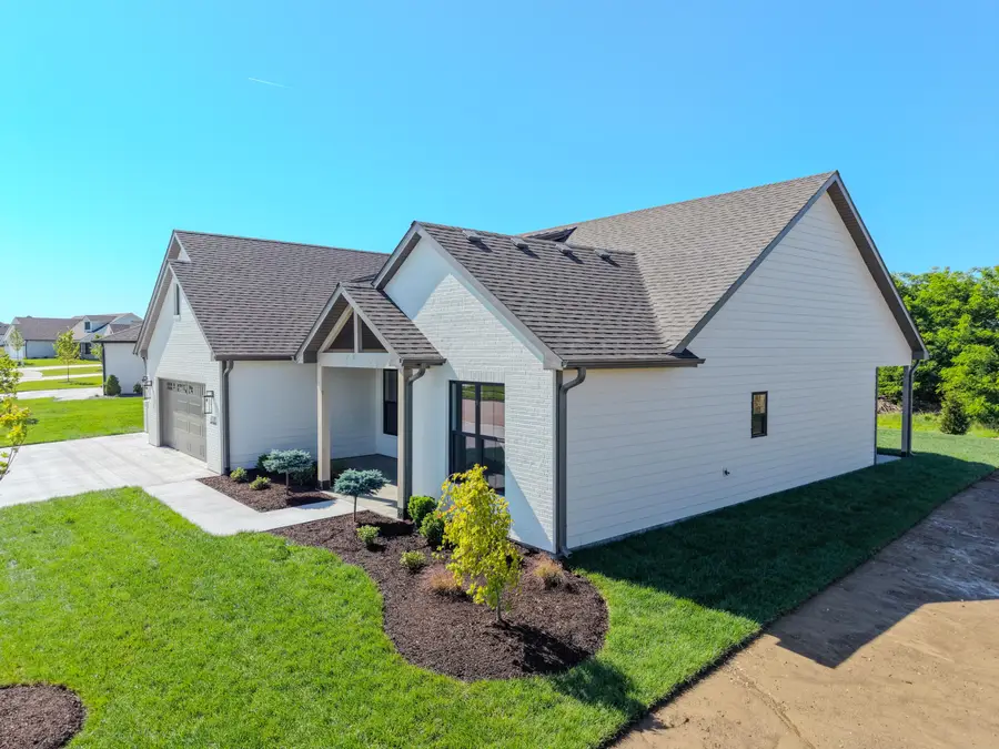 4500 Royal County Rd, Columbia, MO 65201 - #3