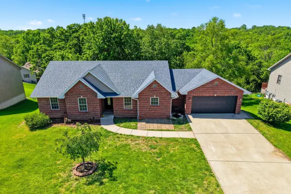 1192 Choctaw Ridge Dr, HOLTS SUMMIT, MO 65043