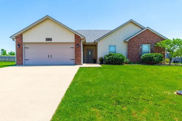 500 Prairie Ln, COLUMBIA, MO 65202