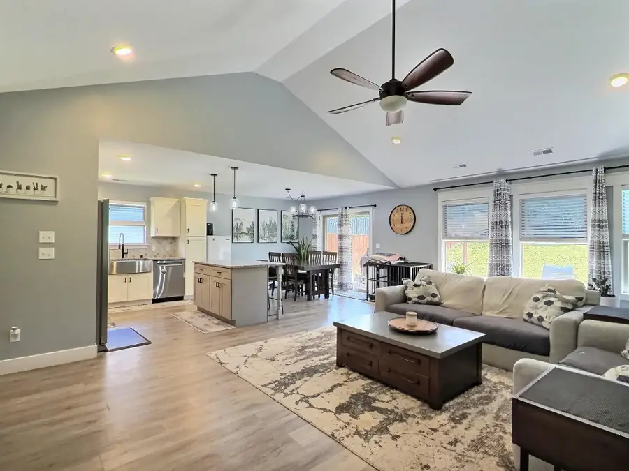 3510 Napoli Dr, Columbia, MO 65202 - #3