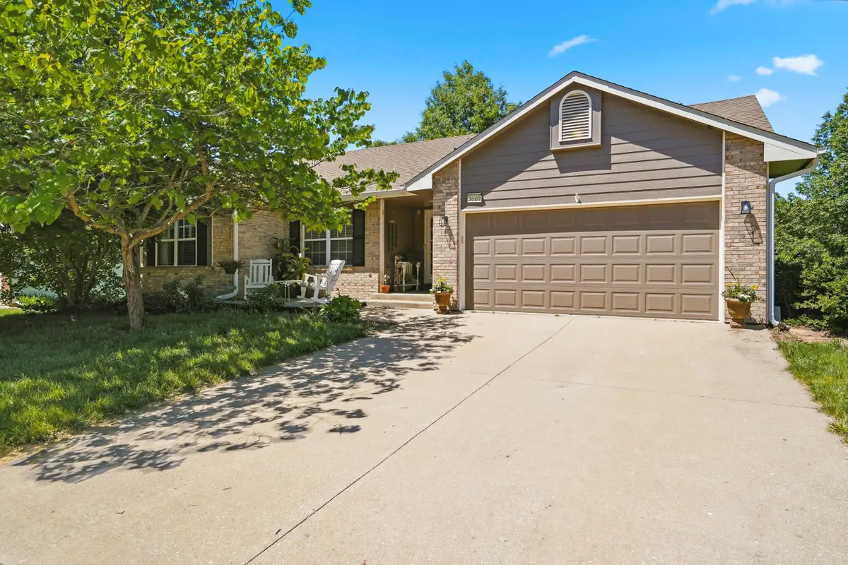 3609 Blue Cedar Ln, Columbia, MO 65203 - #1
