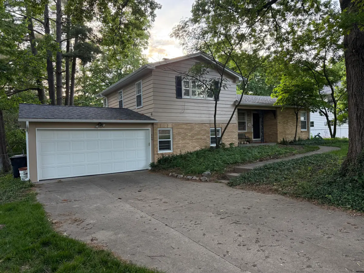 309 Westridge Dr, Columbia, MO 65203 - #1
