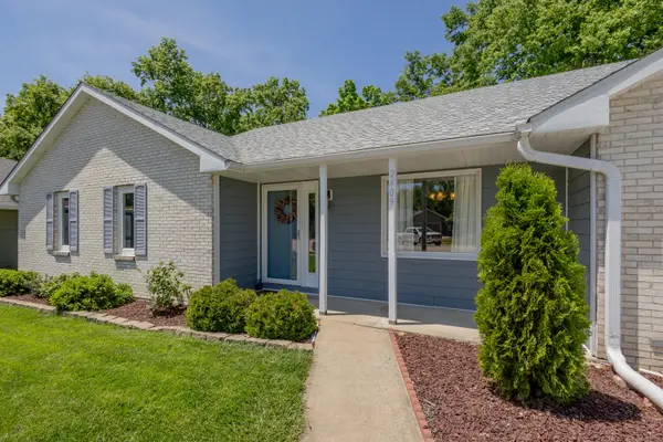 2409 Lloyd Ct, COLUMBIA, MO 65203