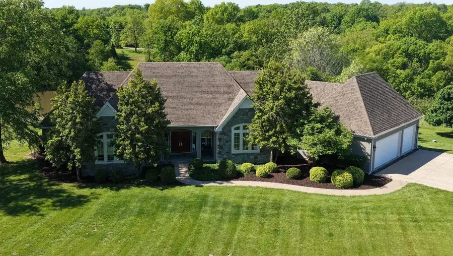 6591 S Sabine Dr, Columbia, MO 65203 - #2