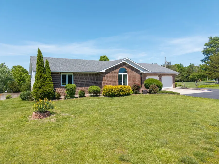 925 W Rte F, Clark, MO 65243 - #3