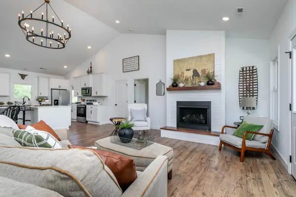 11316 W Bradley Ln, ROCHEPORT, MO 65279
