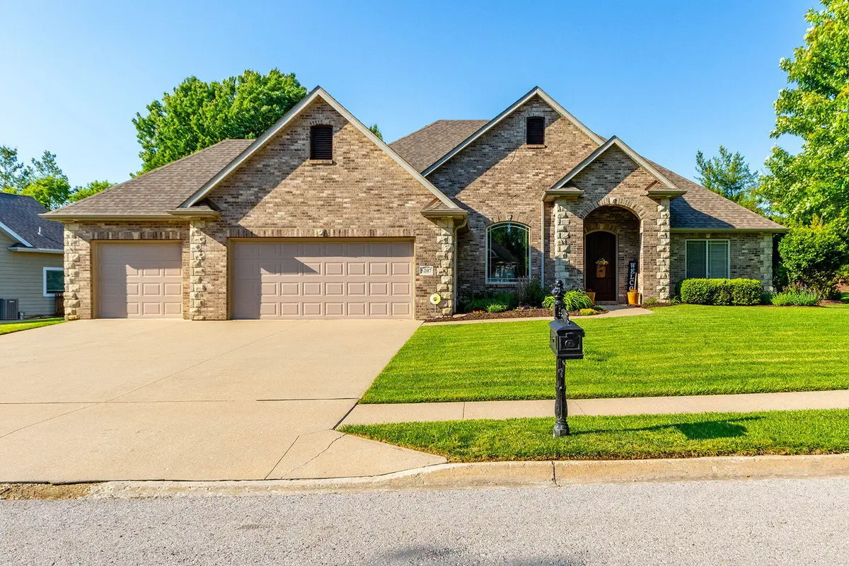 5207 Thornbrook Pky, Columbia, MO 65203 - #1