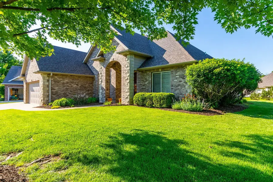 5207 Thornbrook Pky, Columbia, MO 65203 - #2