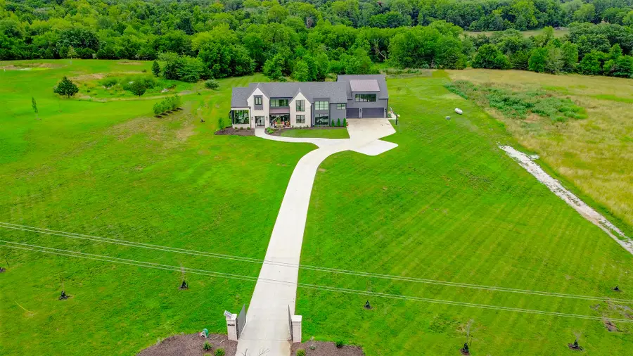 6030 N Locust Grove Church Rd, Columbia, MO 65202 - #2