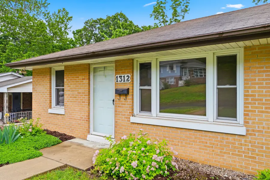 1312 Kolb Dr, Jefferson City, MO 65101 - #3