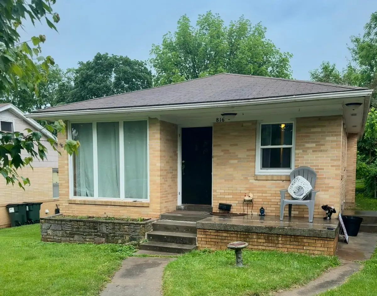 816 E Morgan St, Boonville, MO 65233 - #1