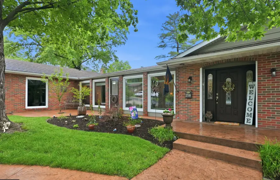 2709 Malibu Ct, Columbia, MO 65203 - #3