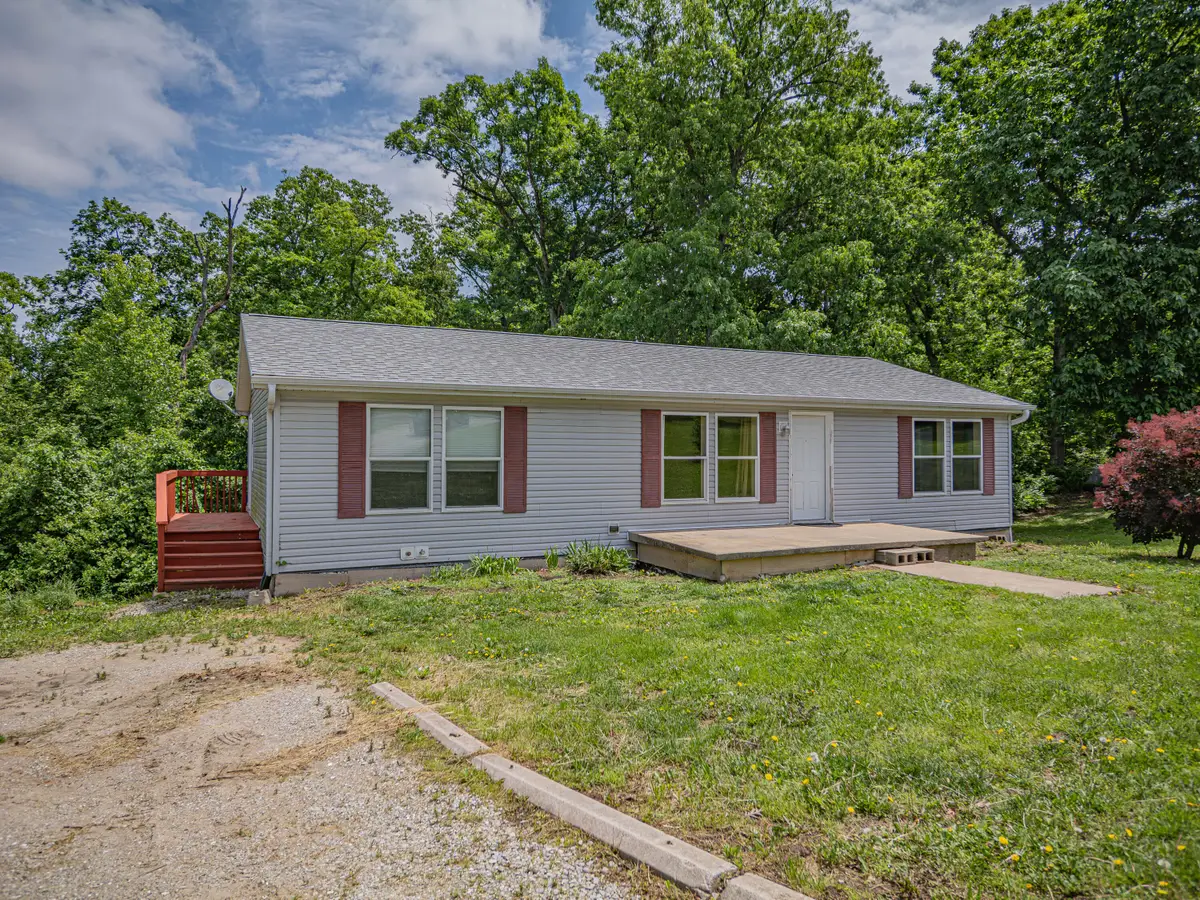 2525 E Clays Fork Rd, Columbia, MO 65202 - #1