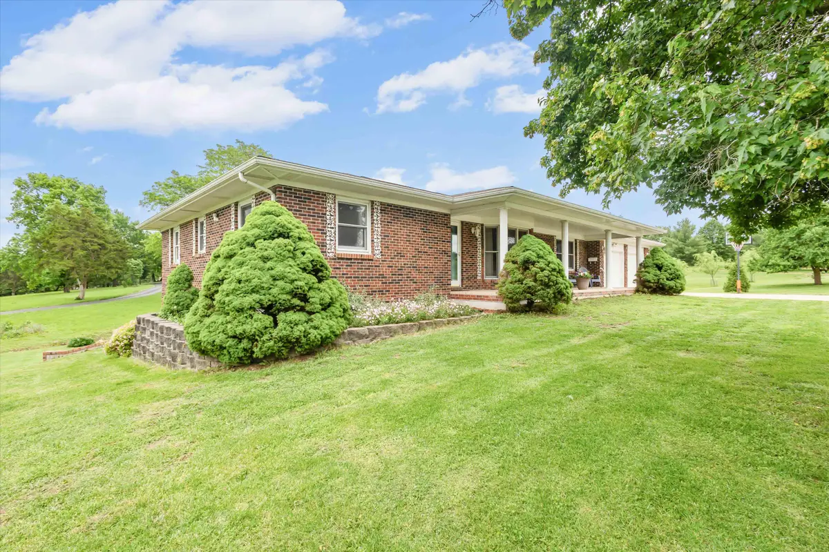101 E Reed St, Fulton, MO 65251 - #1