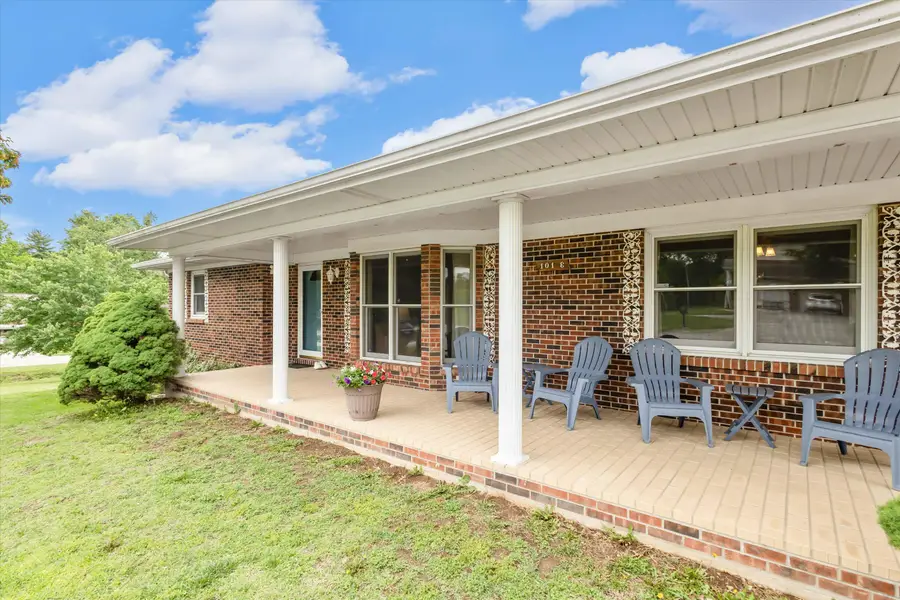 101 E Reed St, Fulton, MO 65251 - #2