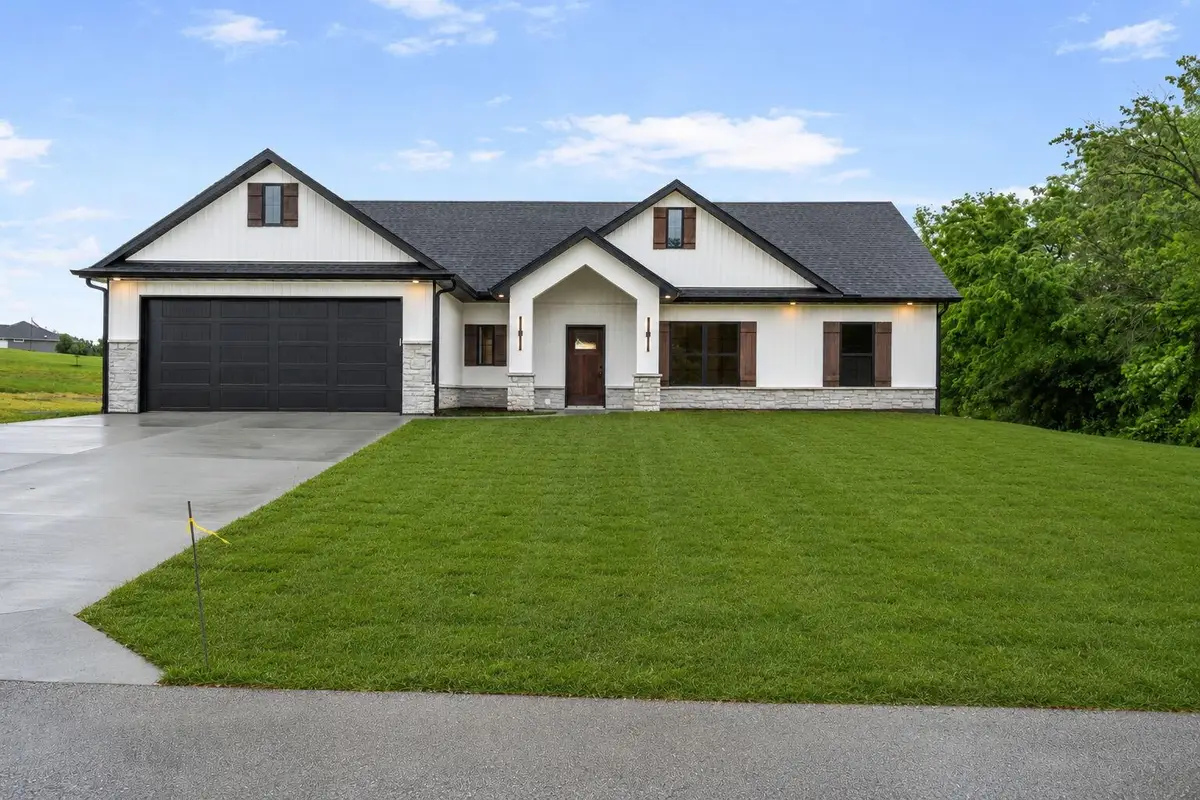 17347 Olivia Ct, Boonville, MO 65233 - #1