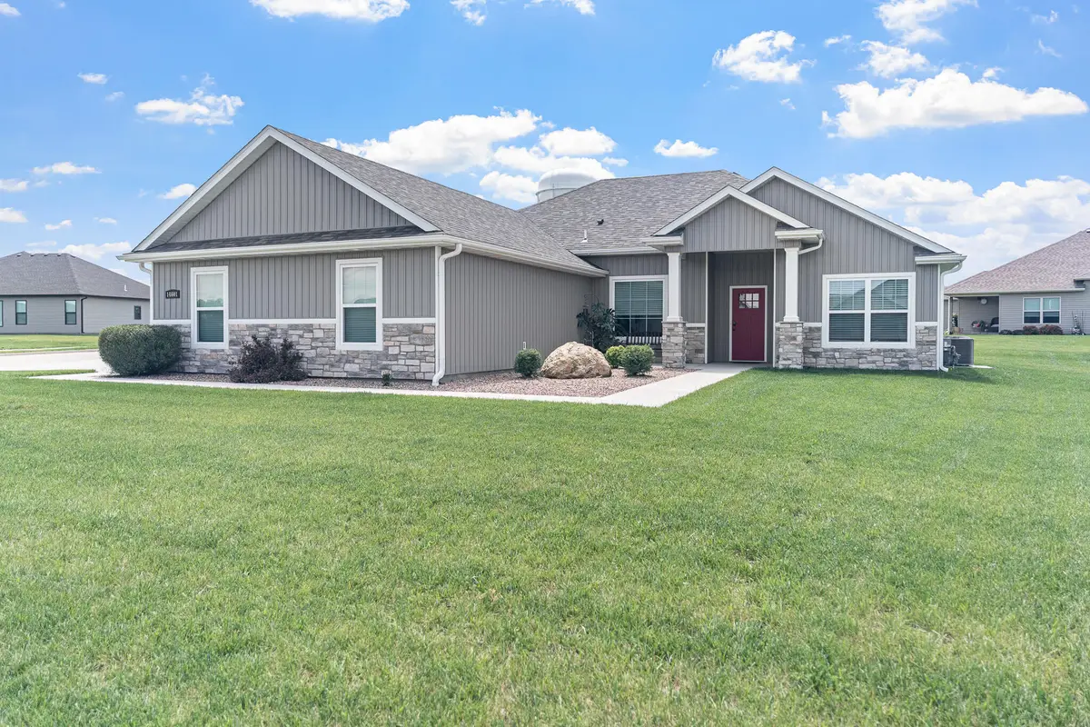 14601 Wellstead Dr, Hallsville, MO 65255 - #1