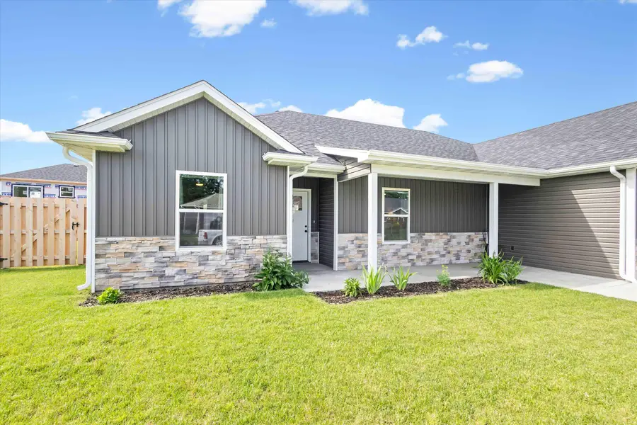 6440 Ruth Ann Ave, Hallsville, MO 65255 - #3