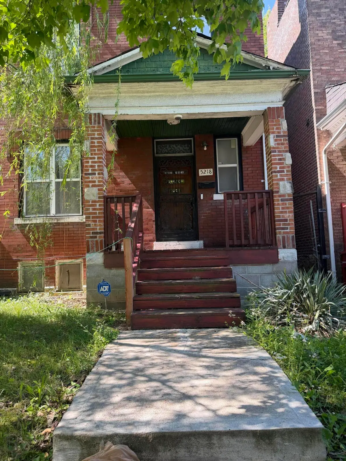 5218 Lotus Ave, Saint Louis, MO 63113 - #1