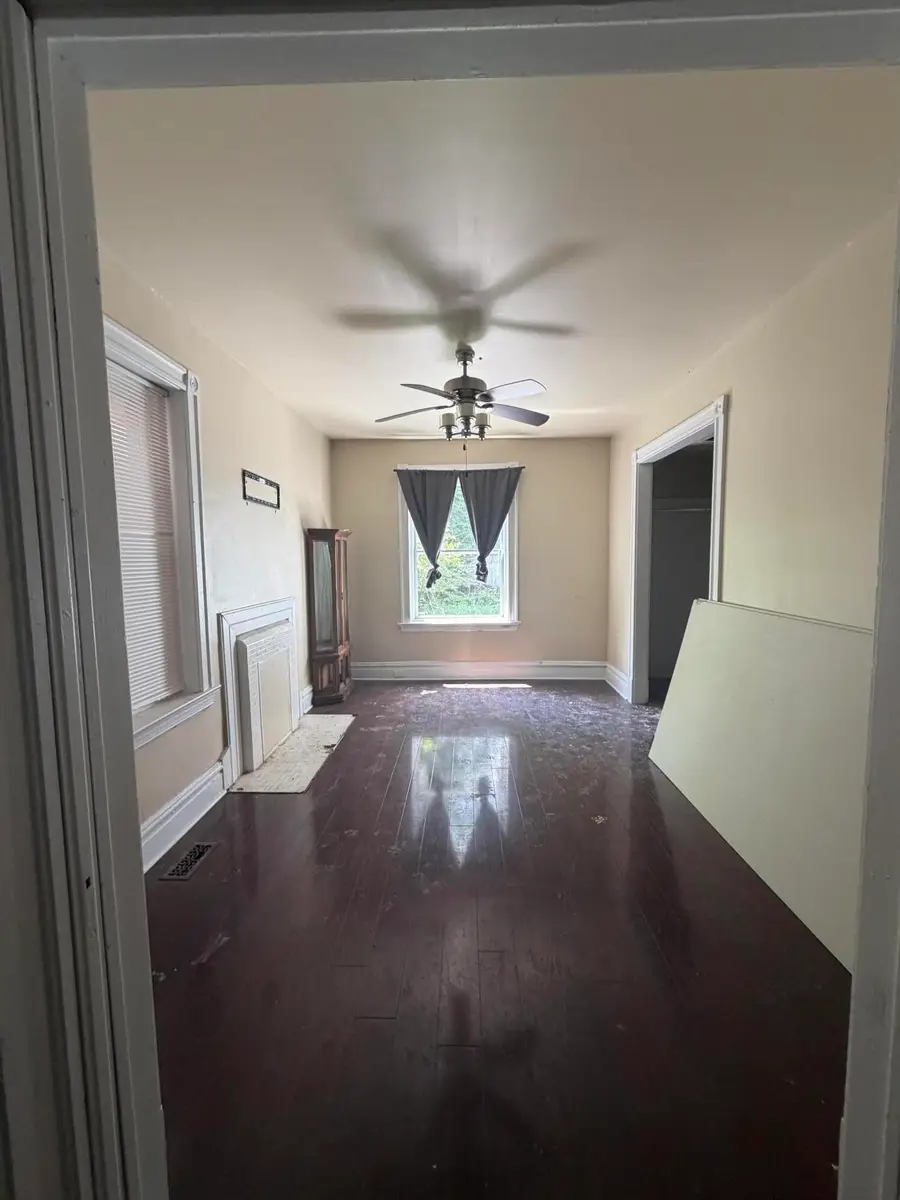 5218 Lotus Ave, Saint Louis, MO 63113 - #3