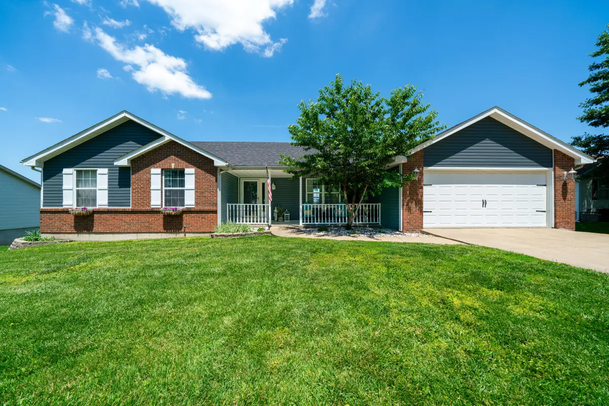 16917 Holiday Cir, Boonville, MO 65233 - #1