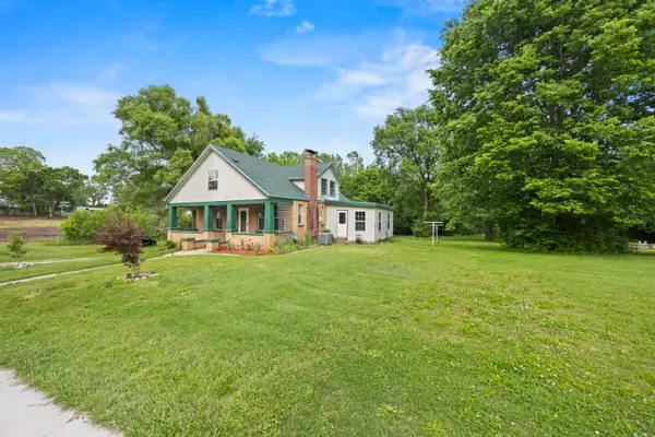 5115 Marion St, RUSSELLVILLE, MO 65074