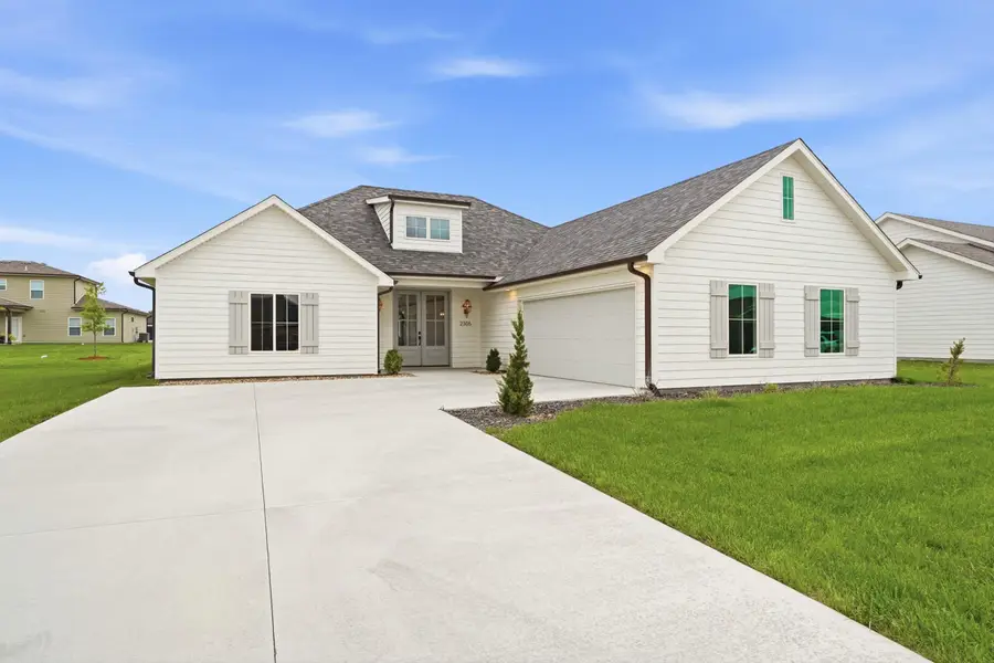 2305 N Traveller Dr, Columbia, MO 65202 - #2