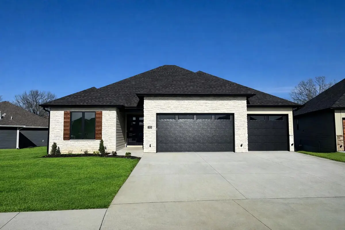 2829 Misty Flower Dr, Columbia, MO 65203 - #1