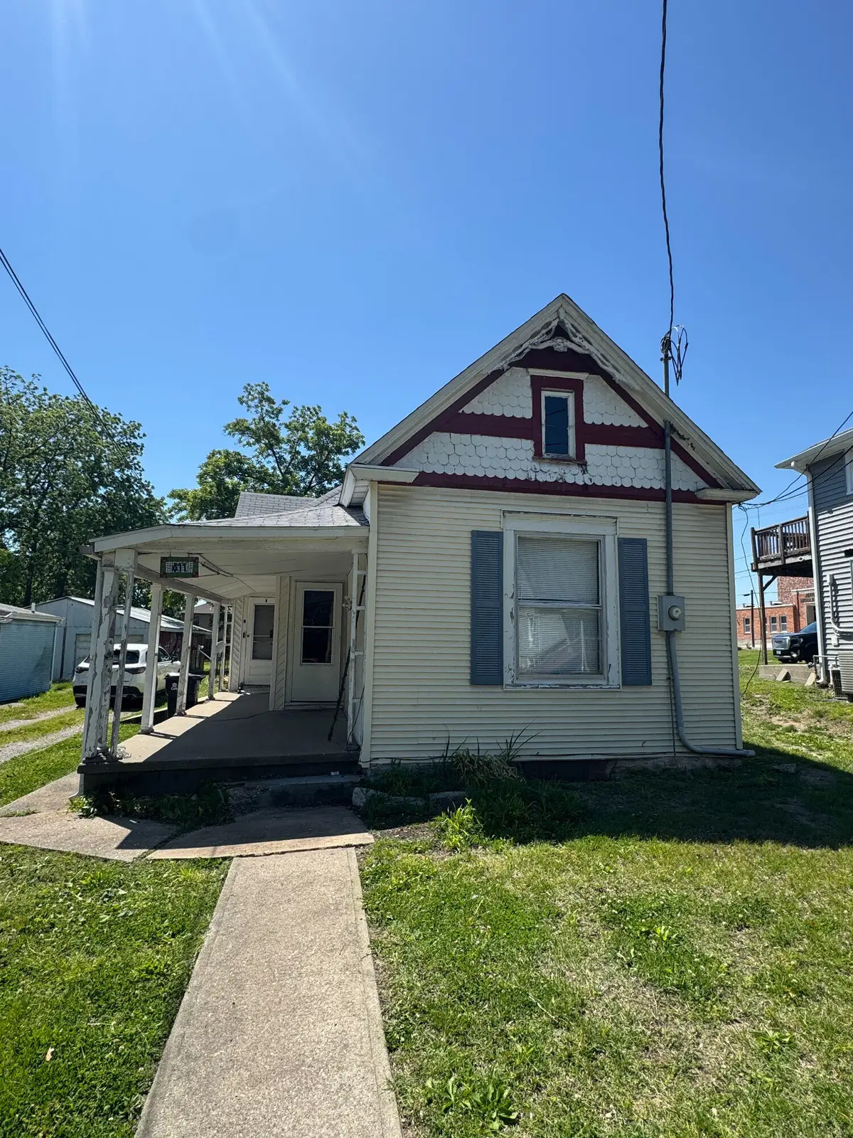 411 N 8th St, Columbia, MO 65201 - #1
