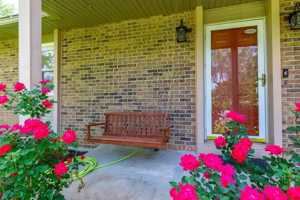 204 Walnut St, ASHLAND, MO 65010
