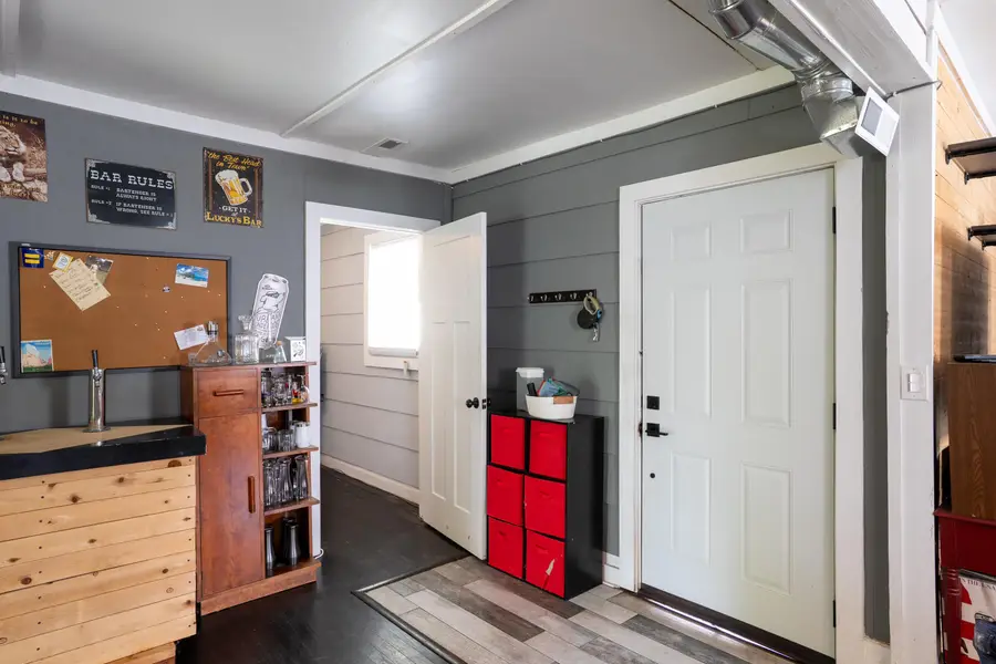 106 W Forest Ave, Columbia, MO 65203 - #2