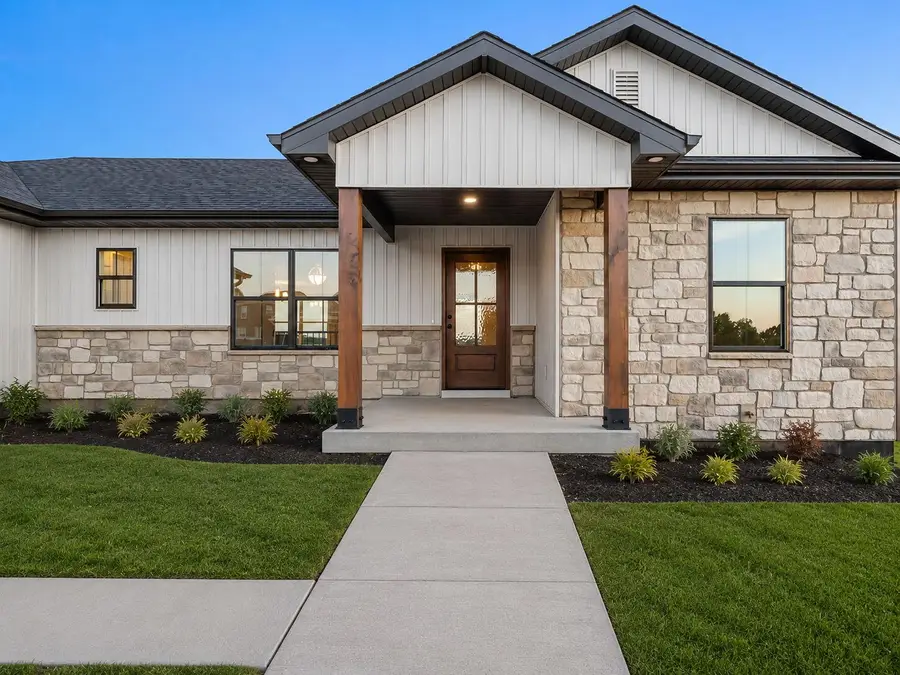 19305 Nicholas Dr, Boonville, MO 65233 - #3