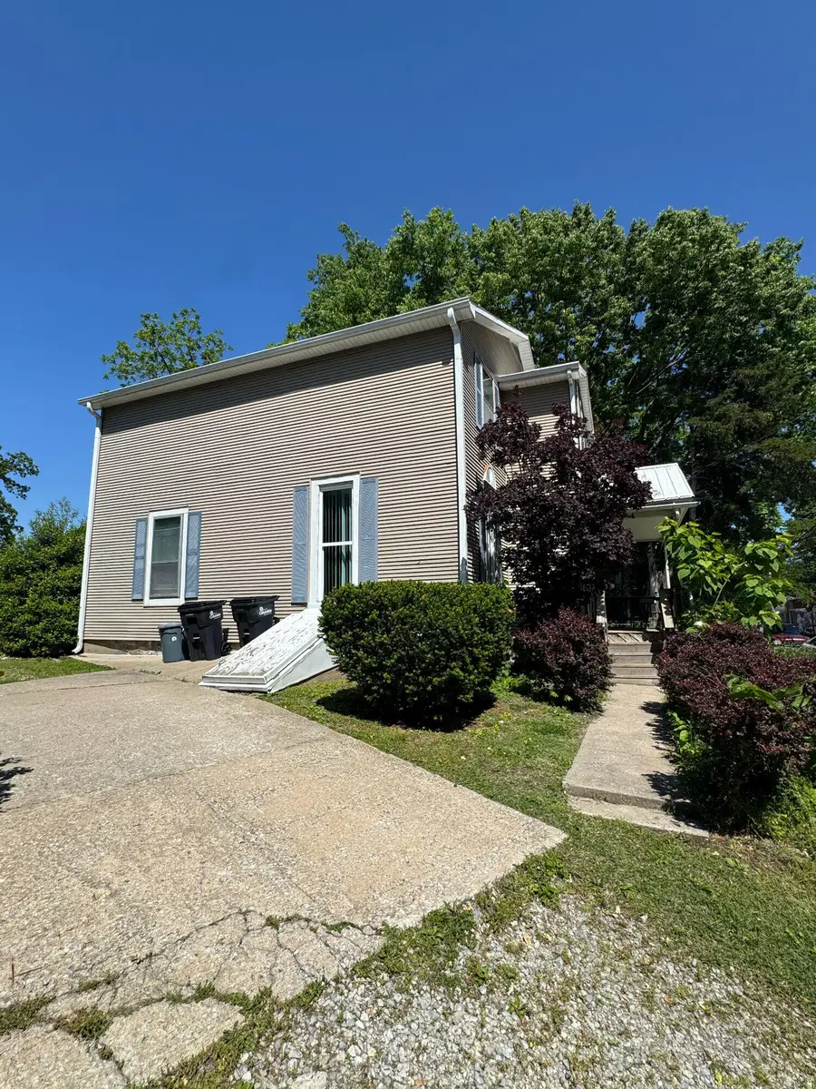 713 Lyon St, Columbia, MO 65201 - #3