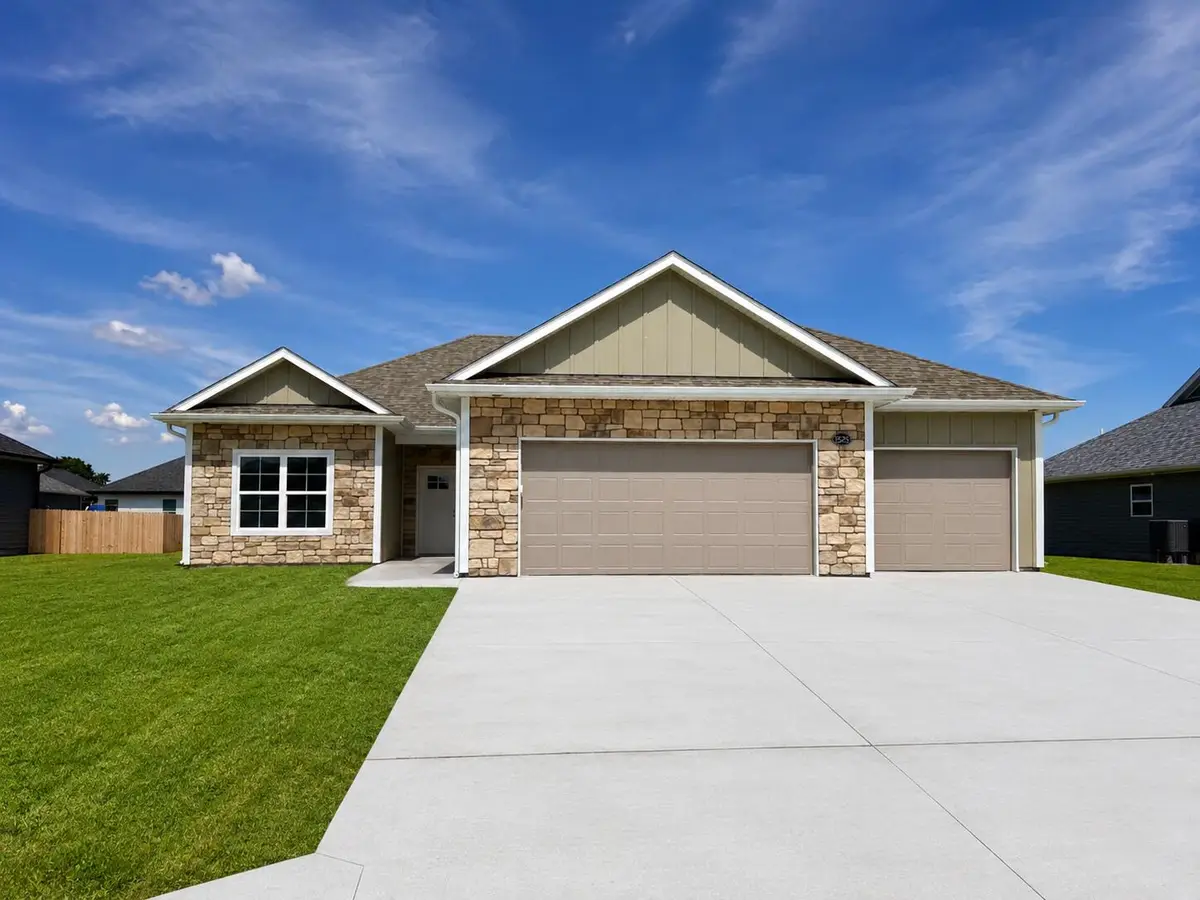 15255 Amendment Rd, Ashland, MO 65010 - #1