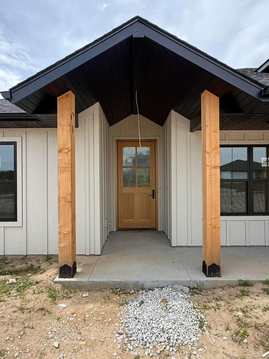 1625 N Corbet Dr, Columbia, MO 65202 - #3