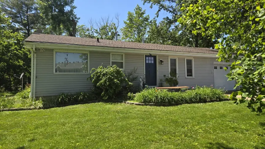 1109 N Eastland Cir, Columbia, MO 65201 - #3