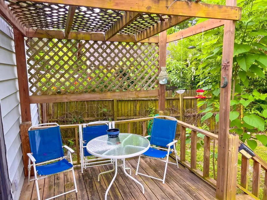 407 Sanford Ave, Columbia, MO 65203 - #3