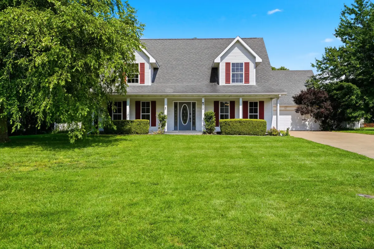 206 W Oaks Dr, Ashland, MO 65010 - #1