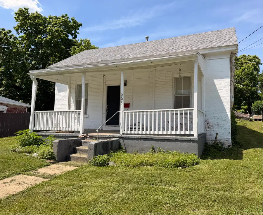 205 W 2nd St, Fulton, MO 65251 - #2