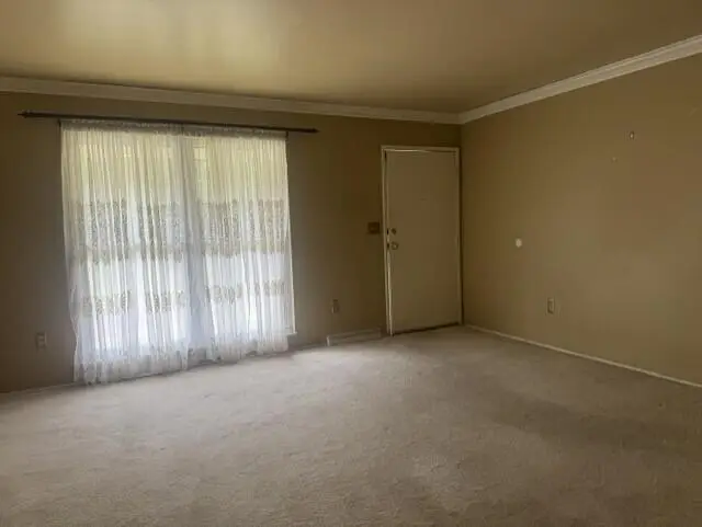403 E Vine St, Mexico, MO 65265 - #2