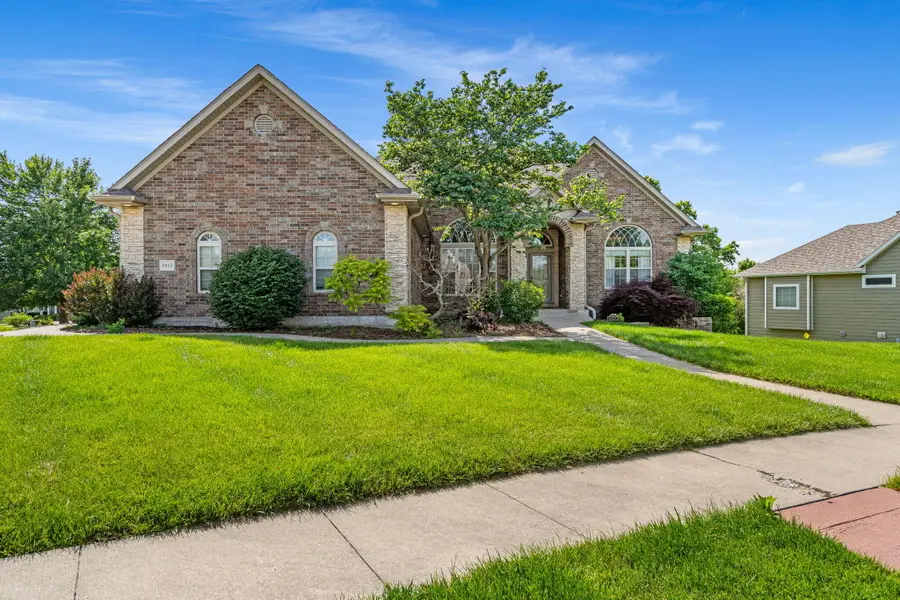 1913 Surrey Ct, Columbia, MO 65203 - #3