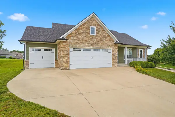 800 Cutters Corner Ln, COLUMBIA, MO 65201