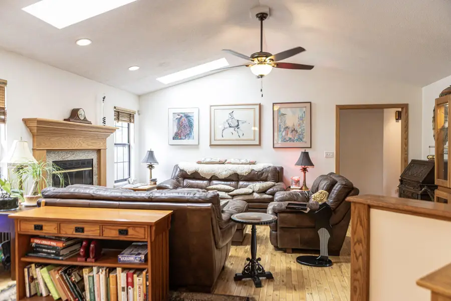 5108 Buckeye Dr, Columbia, MO 65203 - #3