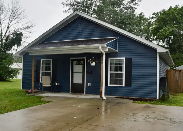 617 S Allen St, CENTRALIA, MO 65240