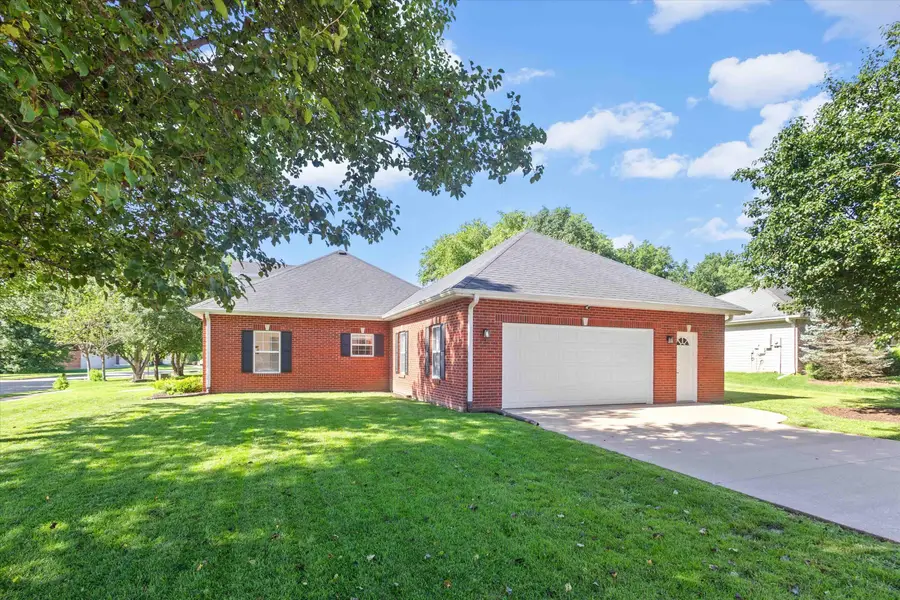 4013 Curt Dr, Columbia, MO 65203 - #3